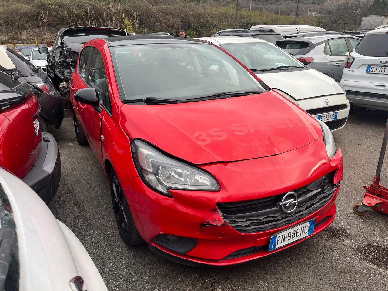 Opel Corsa 1.4 90CV GPL Tech 5 porte b-Color