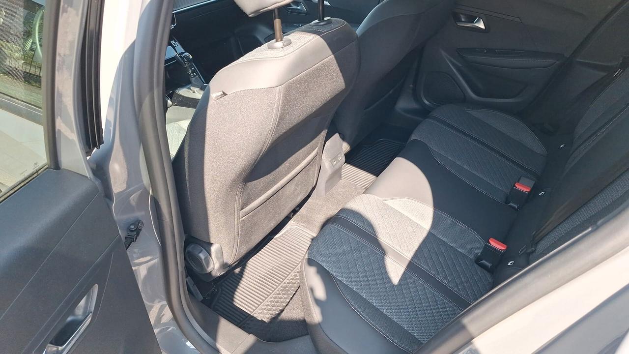 Peugeot 208 PureTech 100 Stop&Start 5 porte Allure SOLI 13400 KM!!!