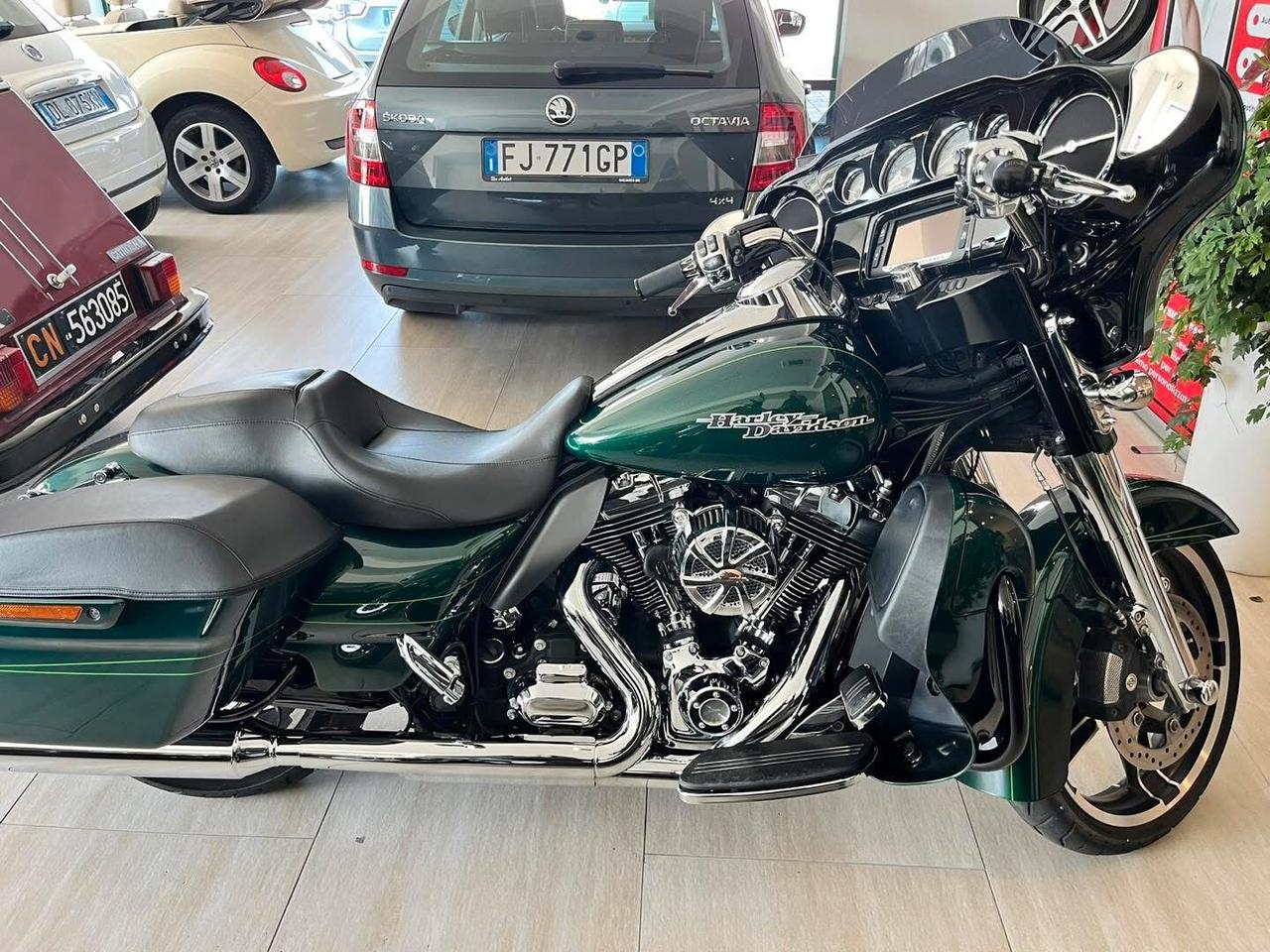 Harley-davidson Touring Street Glide