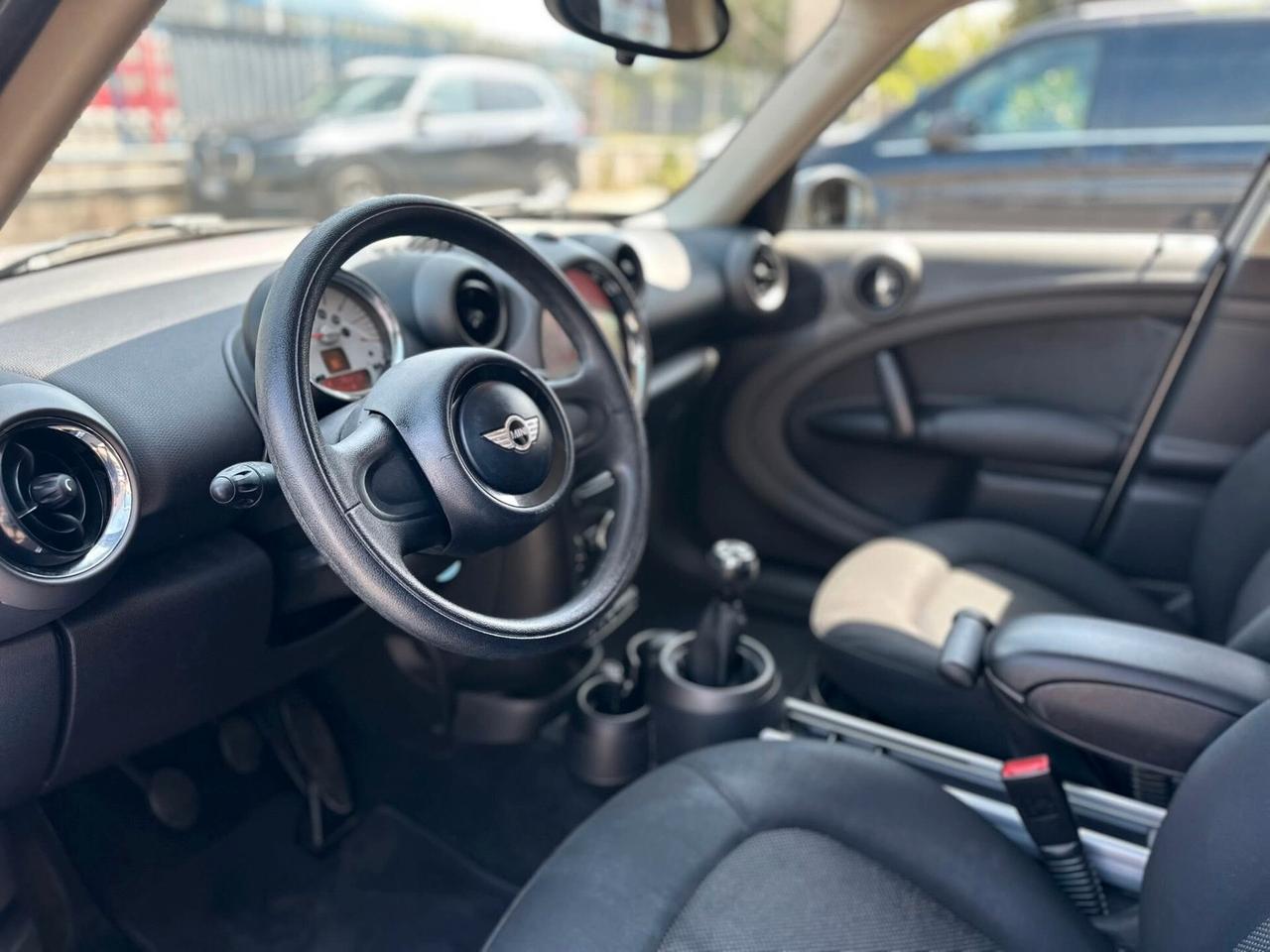 Mini Cooper Countryman 1.6 NEOPATENTATI