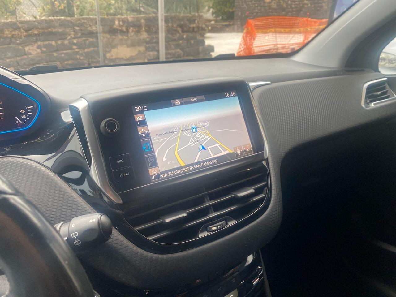 Peugeot 2008 BlueHDi 120 S&S Allure