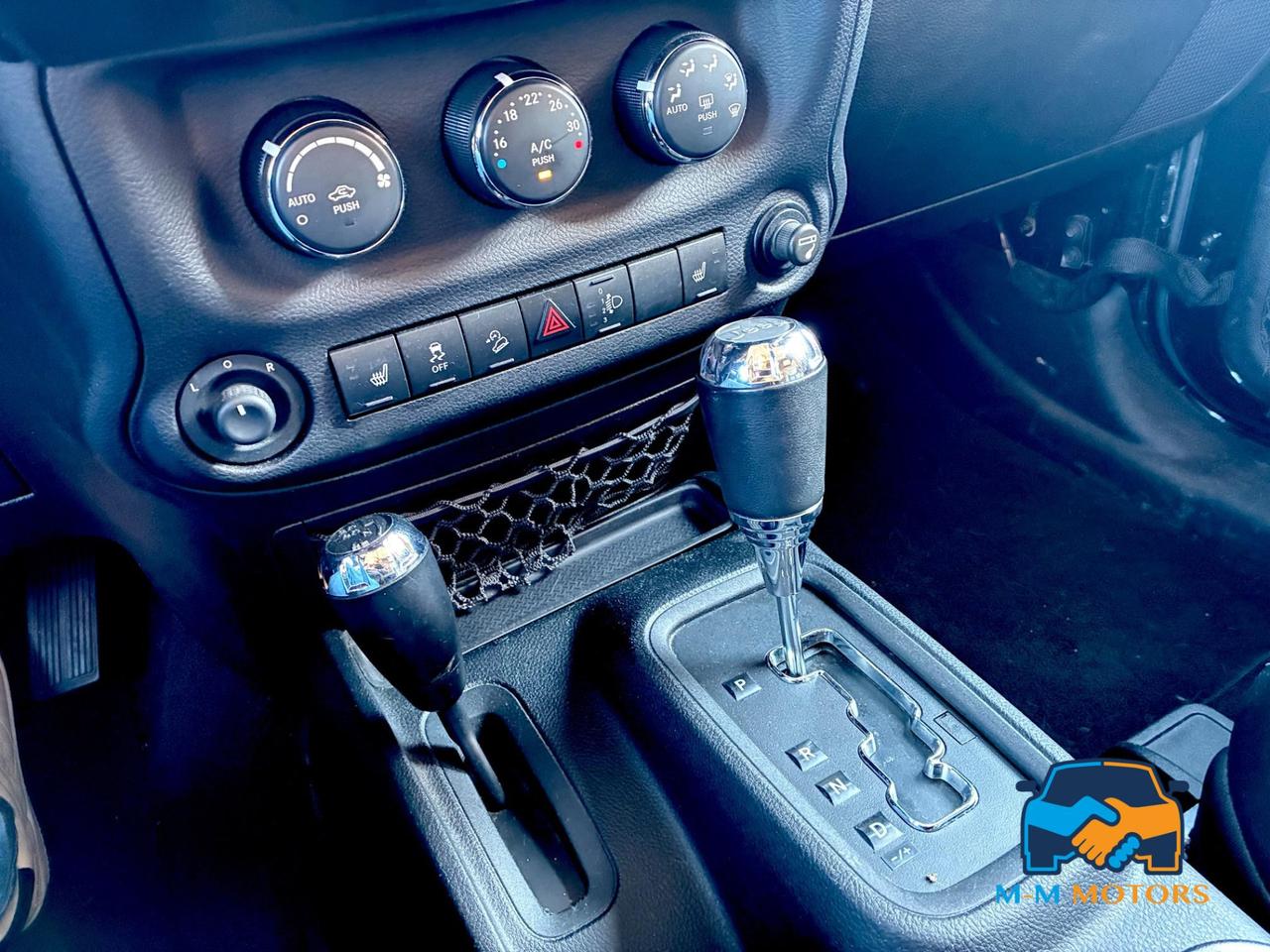 Jeep Wrangler 2.8 crd Sahara 3p auto 200 cv