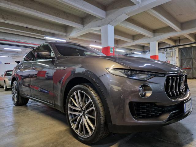 MASERATI Levante 3000 V6 CV.250 TETTO+21'+ UNIPROPR