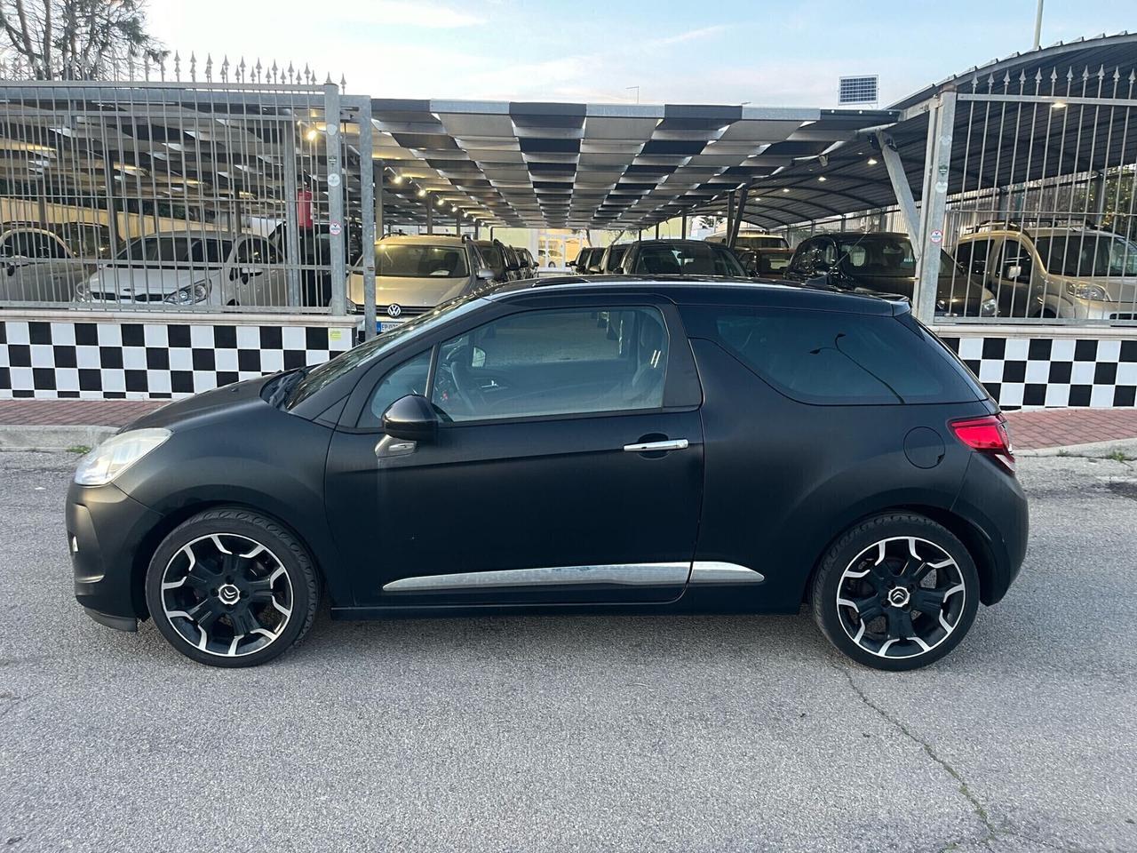Ds DS3 DS 3 1.4 HDi 70 Just Black Unipro 2012