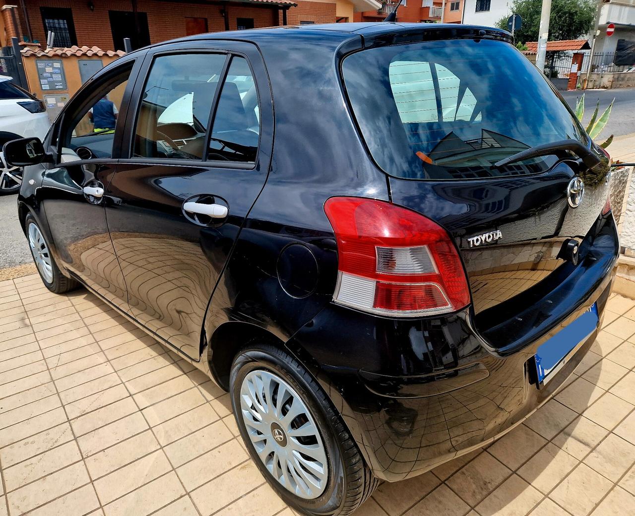 Toyota Yaris 1.3 5 porte Sol