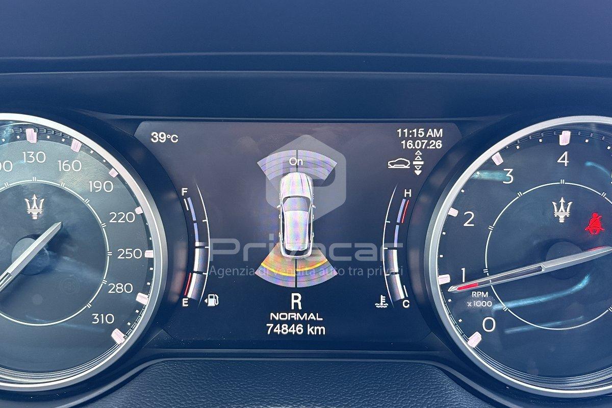 MASERATI Levante V6 AWD Granlusso
