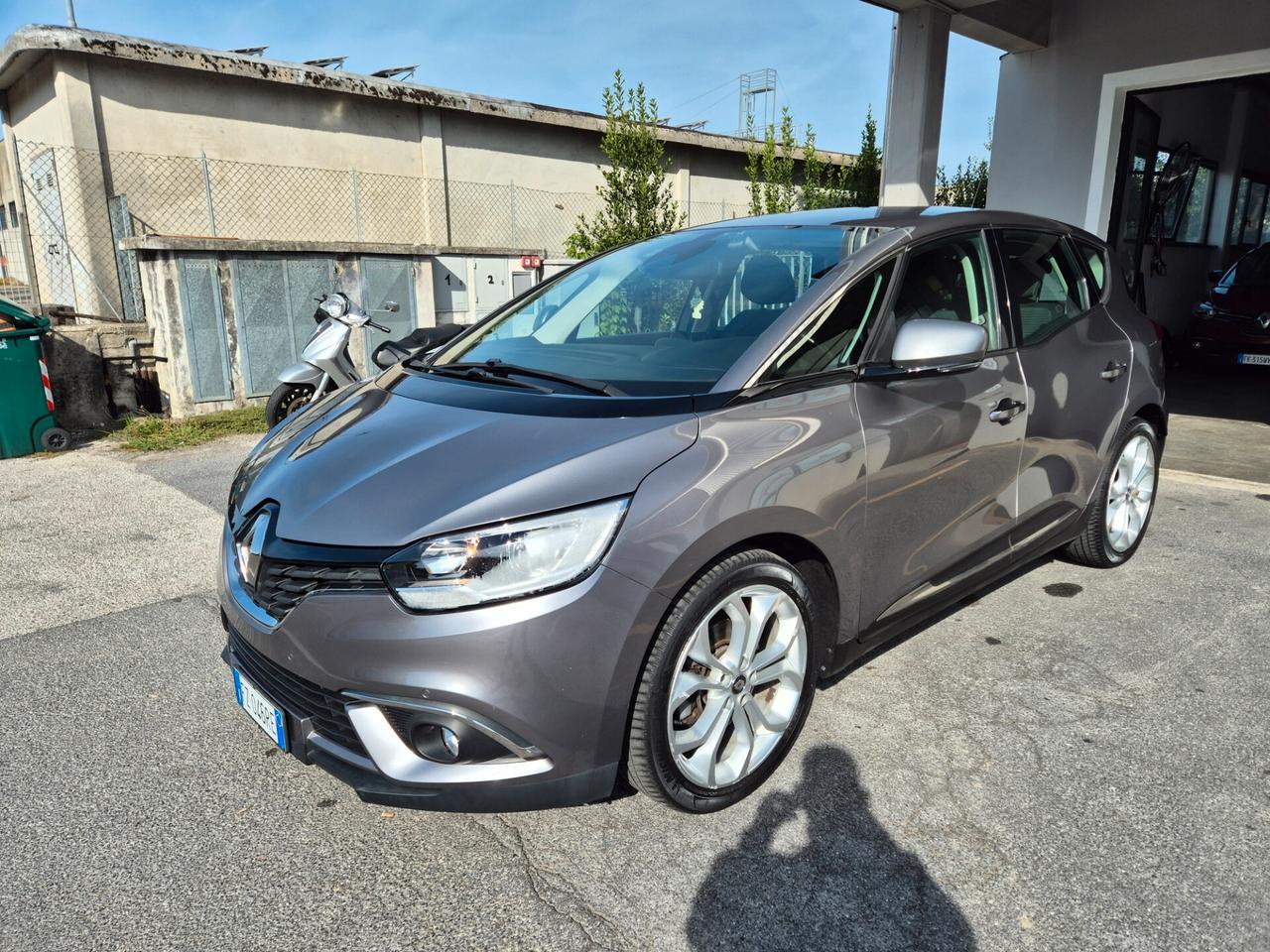 Renault Scenic Scénic TCe 140 CV EDC FAP Intens