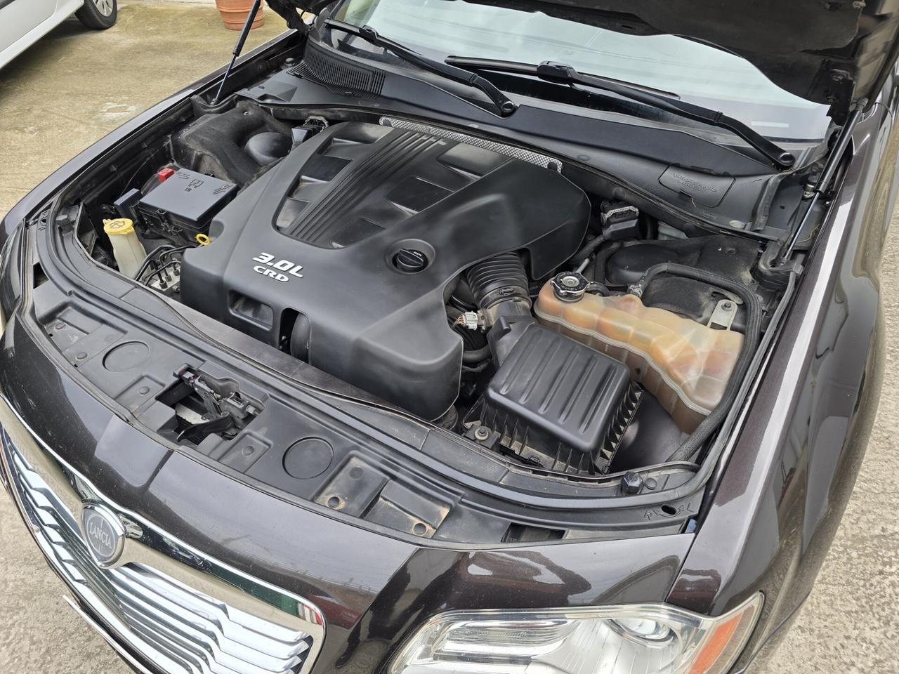 Lancia Thema 3.0 V6 Multijet II 239 CV Executive