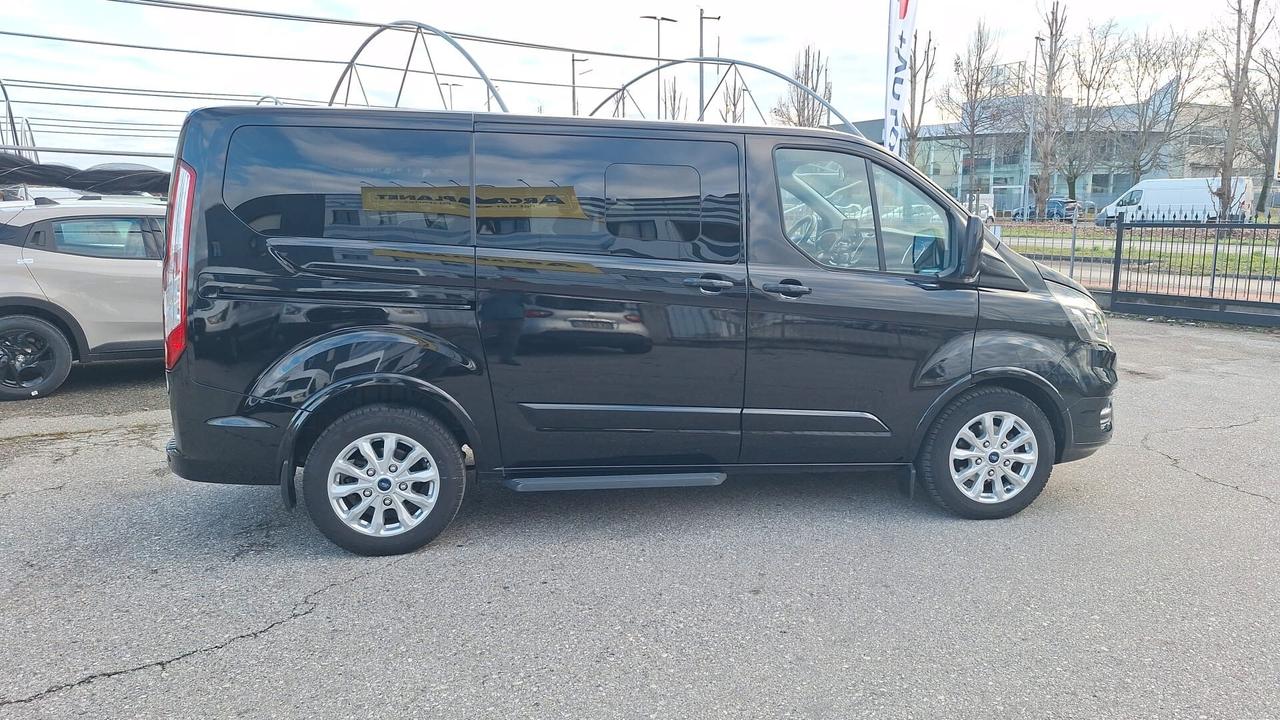 Ford Tourneo Custom 320 2.0 EcoBlue 170CV aut. PC Titanium