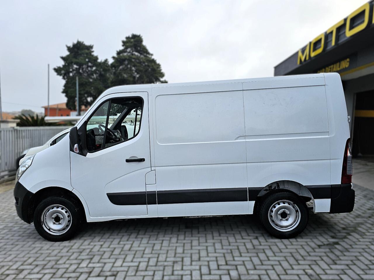Renault Master 28 2.3 Dci PC TN 3 Posti