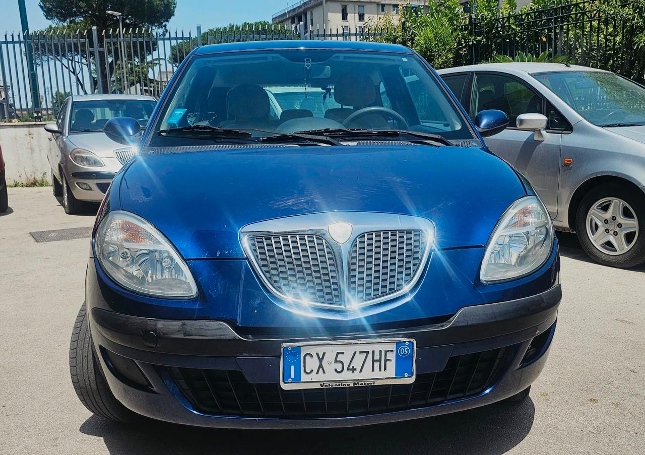 Lancia Ypsilon 1.2