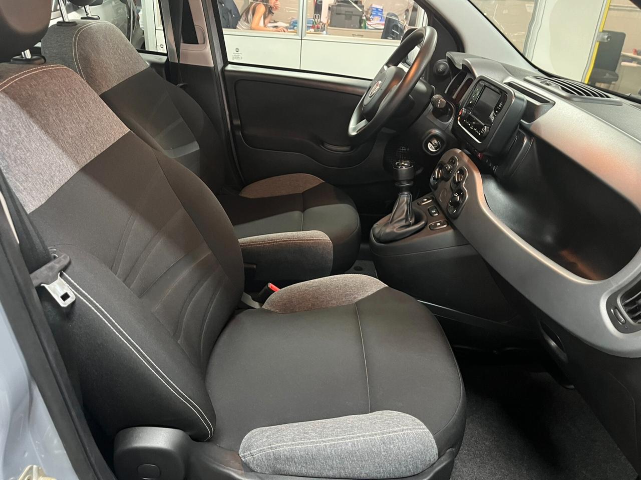 Fiat Panda 1.0 Hybrid, 5 posti!