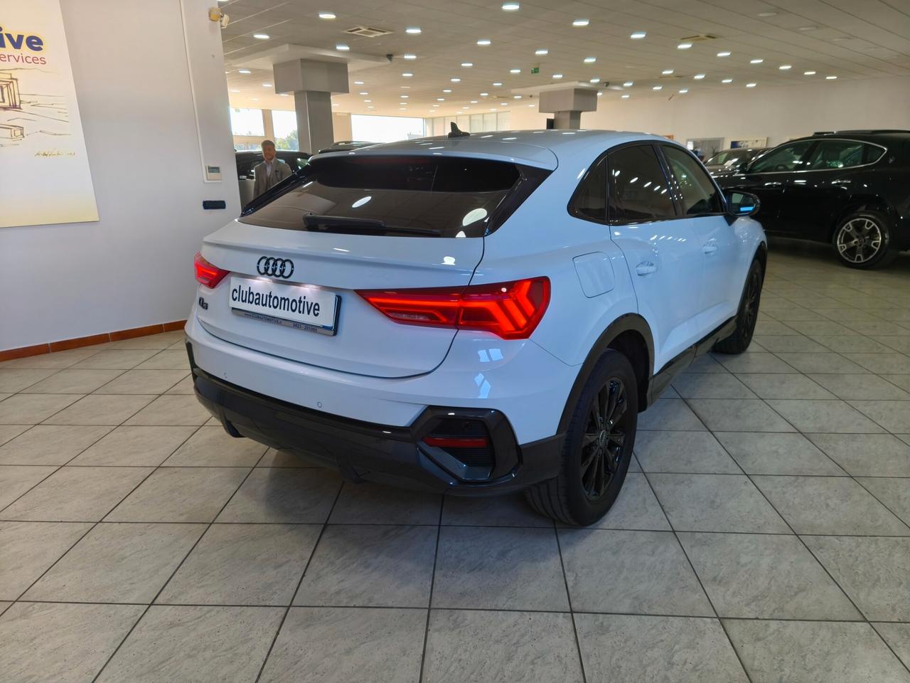 Audi Q3 35 TDI S tronic Business Advanced