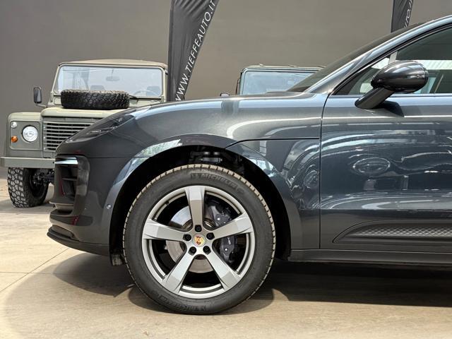 PORSCHE Macan 2.0