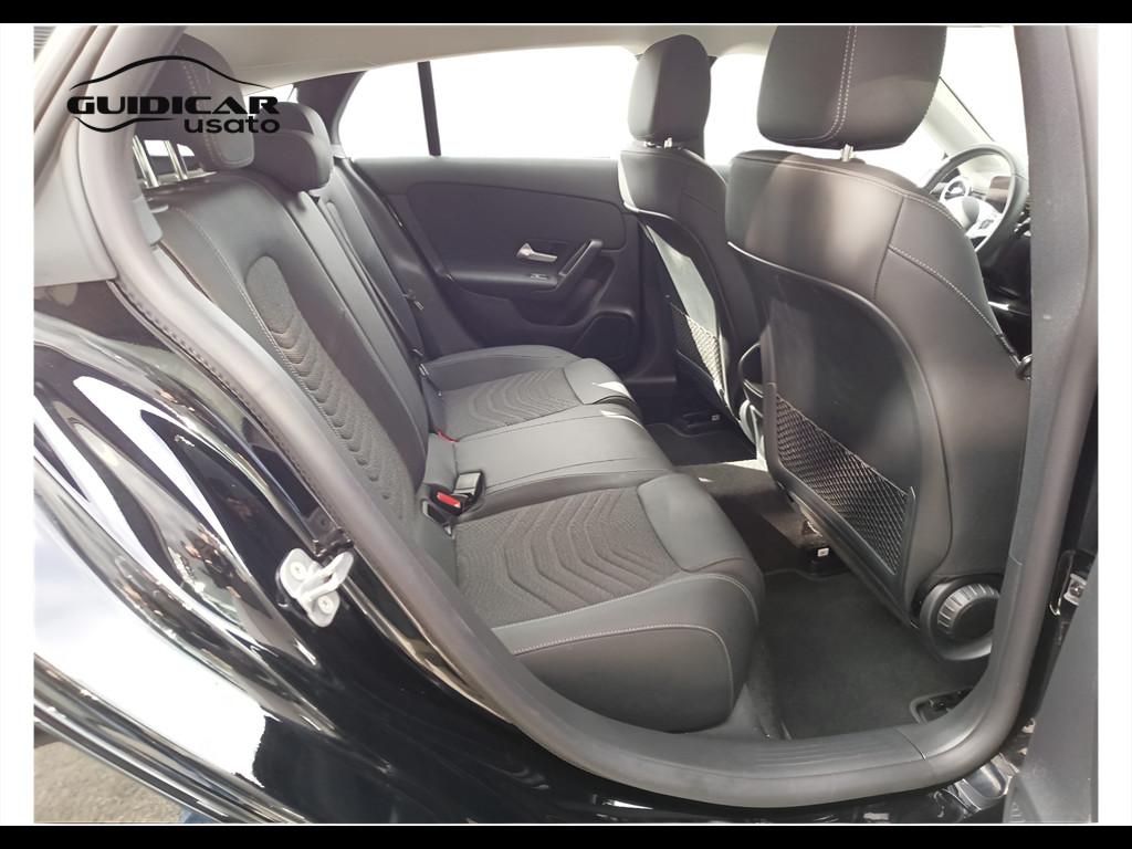 Mercedes-Benz CLA Sh.Brake - X118 2023 - CLA Shooting Brake 180 d Advanced auto