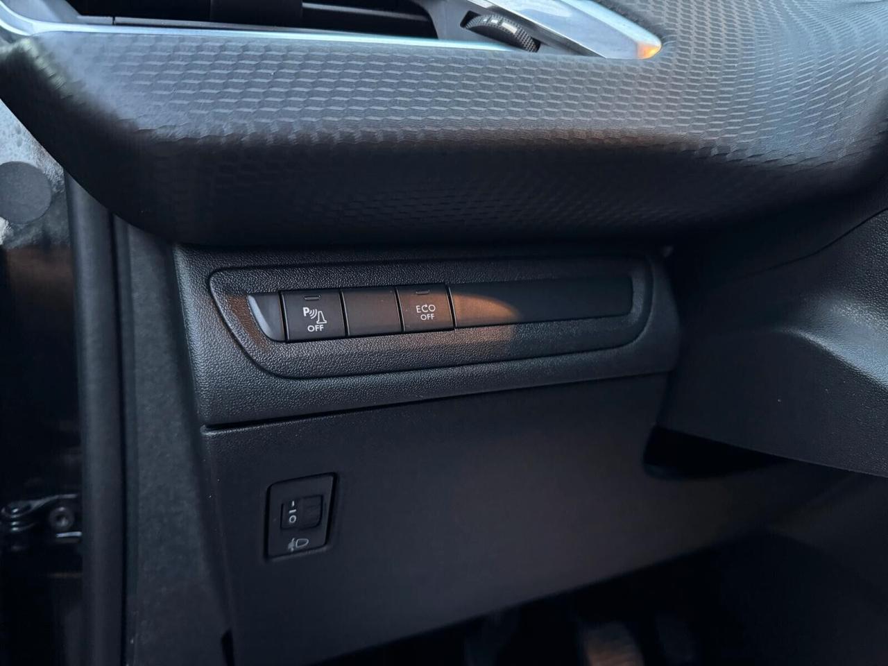 Peugeot 208 BlueHDi 100 S&S Allure Pack"Full Optional"