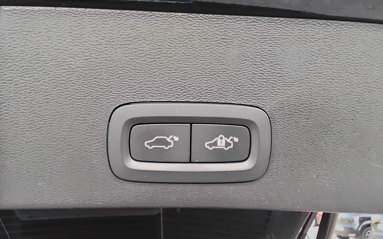 Volvo XC40 T2 Geartronic Business