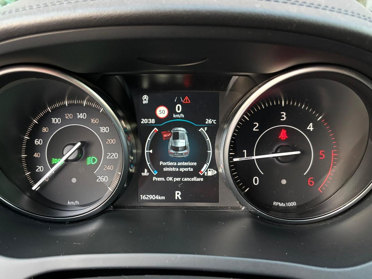 Jaguar E-Pace 2.0d R-Dynamic HSE AWD