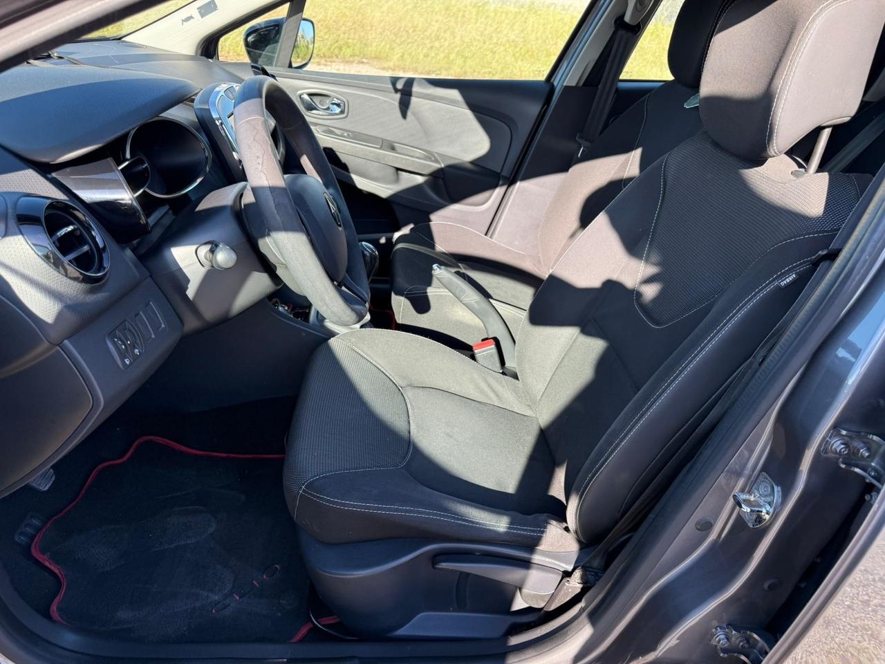 Renault Clio 1.5 Diesel 5 porte-Neopatentati-Permuta