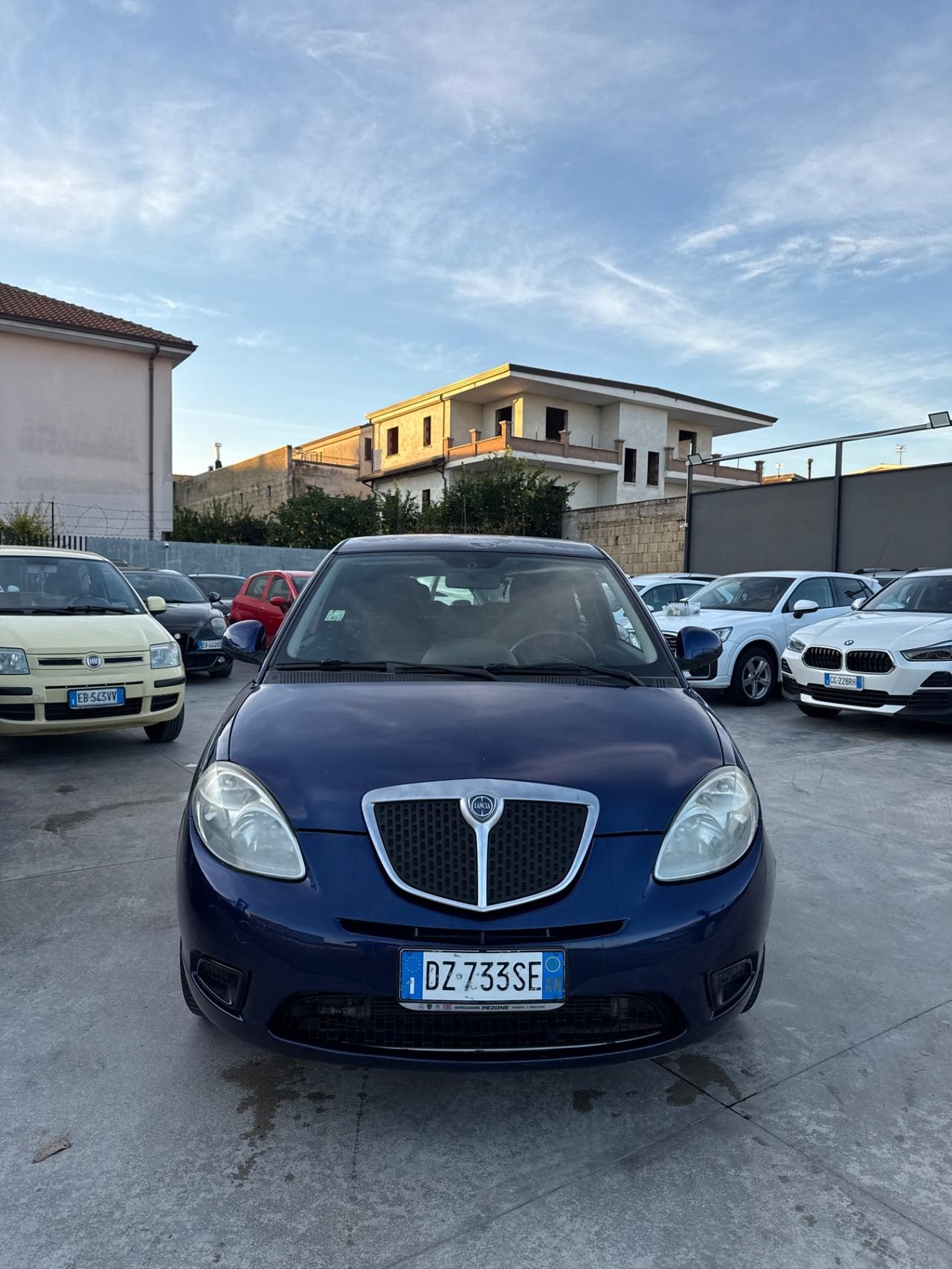 Lancia Ypsilon 1.2 Oro Ecochic GPL