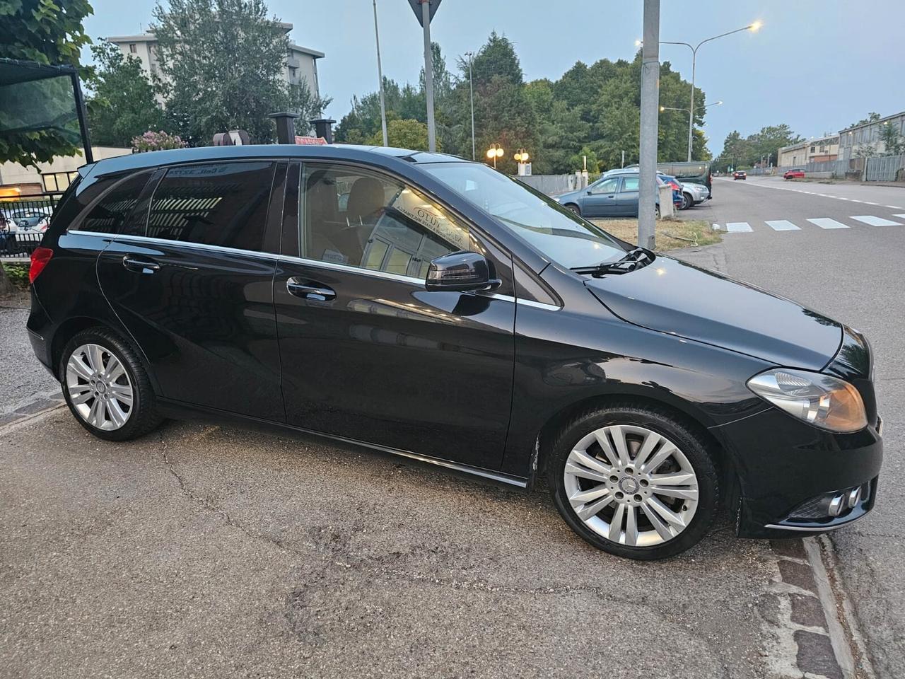 Mercedes-benz B 200 CDI 136cv Executive*Aut*Pelle*Kamera*Euro5