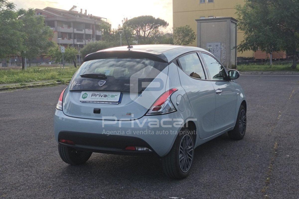 LANCIA Ypsilon 1.0 FireFly 5 porte S&S Hybrid Gold