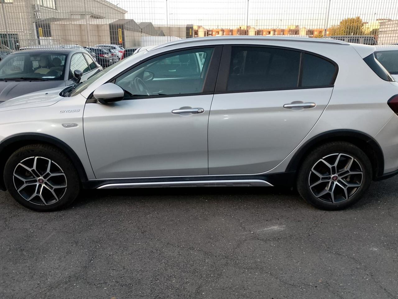 Fiat Tipo 1.5 Hybrid DCT 5 porte Cross
