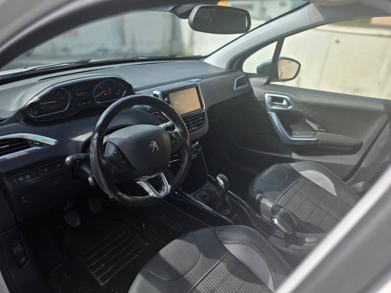 Peugeot 2008 PureTech 82 Allure