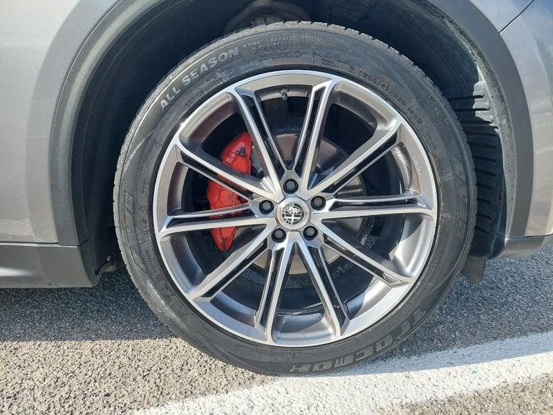 Alfa Romeo Stelvio 2.2 Turbo Diesel 160CV AT8 RWD Business