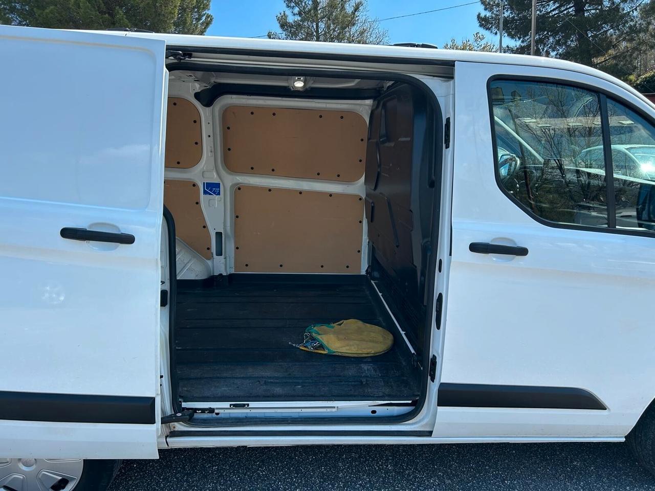 Ford Transit Custom 280 2.0 EcoBlue Hybrid 130 PC Furg. Titanium