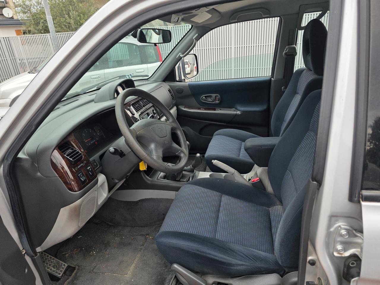 Mitsubishi Pajero Sport 2.5 TDI GLS Target 4x4