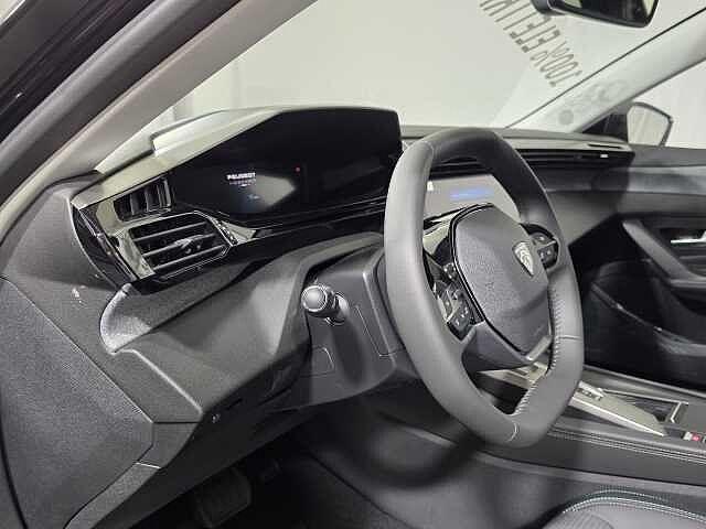 Peugeot 308 motore elettrico (54kWh) 156 CV Allure
