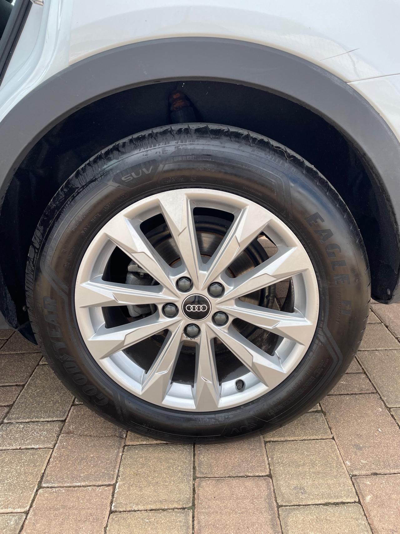 Audi Q3 2.0 TDI Quattro S tronic Tetto Nav