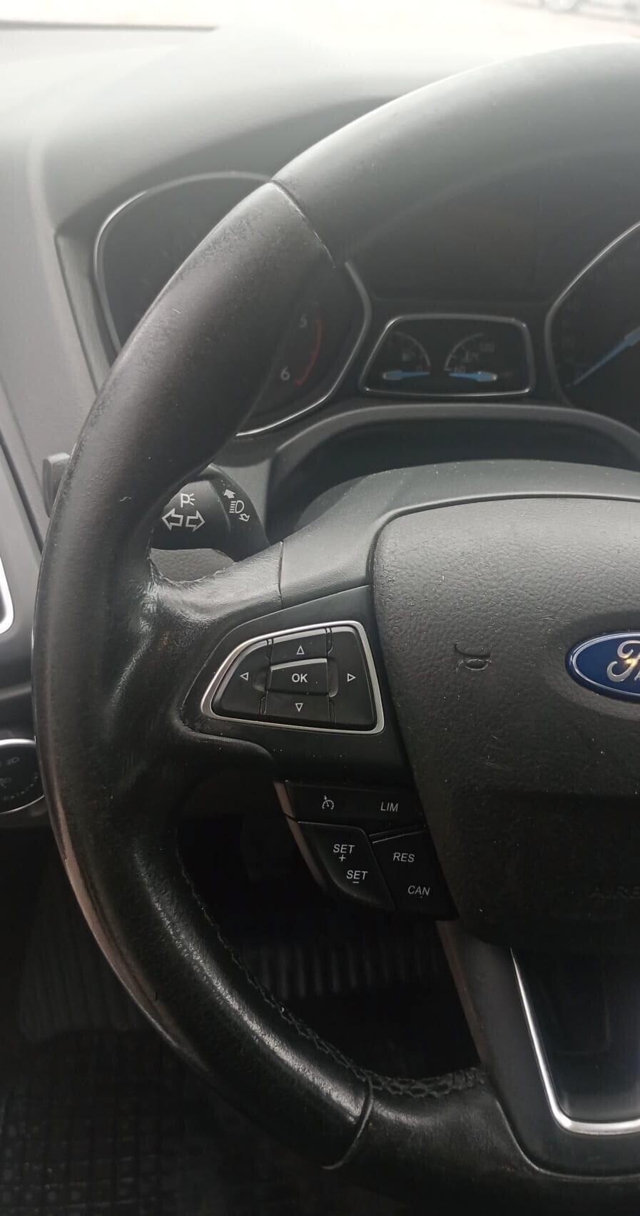 Ford Focus 2.0 TDCi 120 CV Start&Stop SW Titanium X