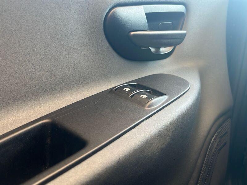 Lancia Ypsilon 1.2 69cv Platinum