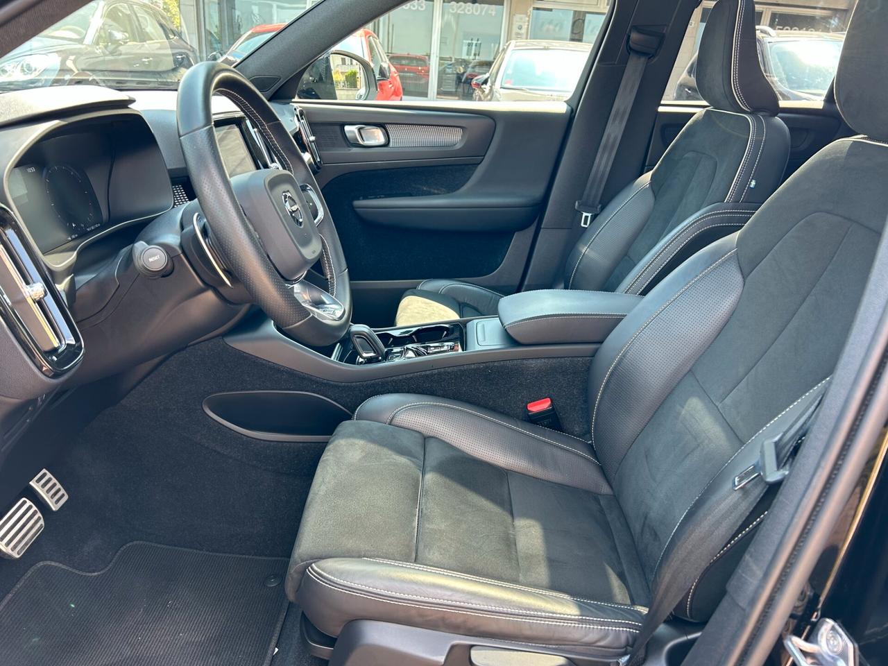Volvo XC40 D4 AWD Geartronic R-design