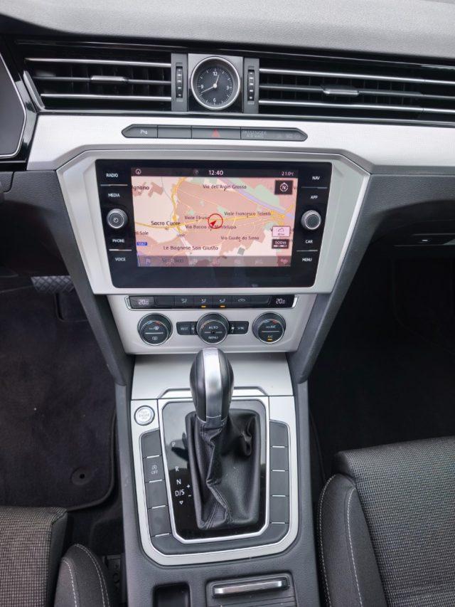VOLKSWAGEN Passat Variant 1.6 TDI DSG Aut. Business BlueMotion Navi Clima
