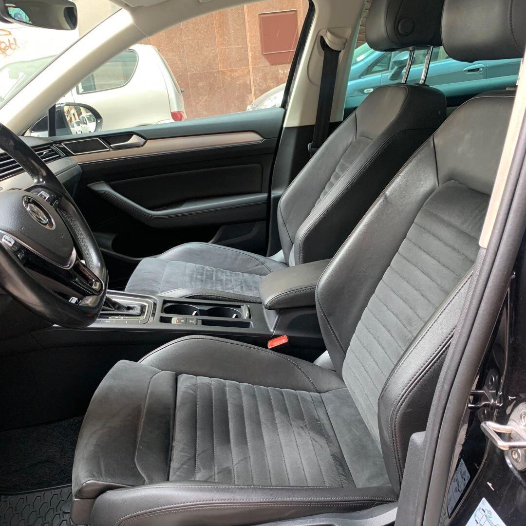 Volkswagen Passat Variant **certificata casa madre**