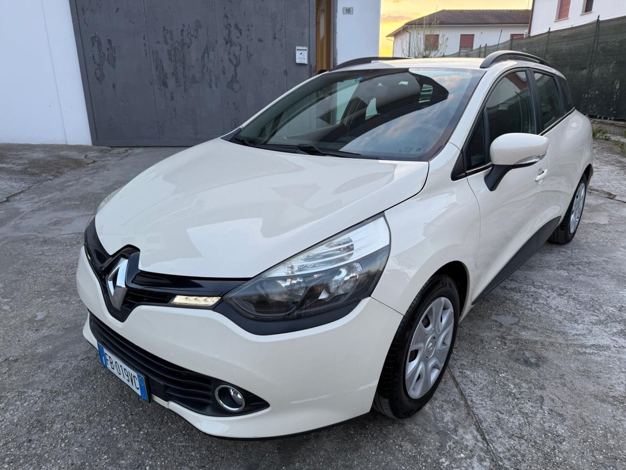 Renault Clio 1.2 75 CV EURO 6b Neopatentati 2015