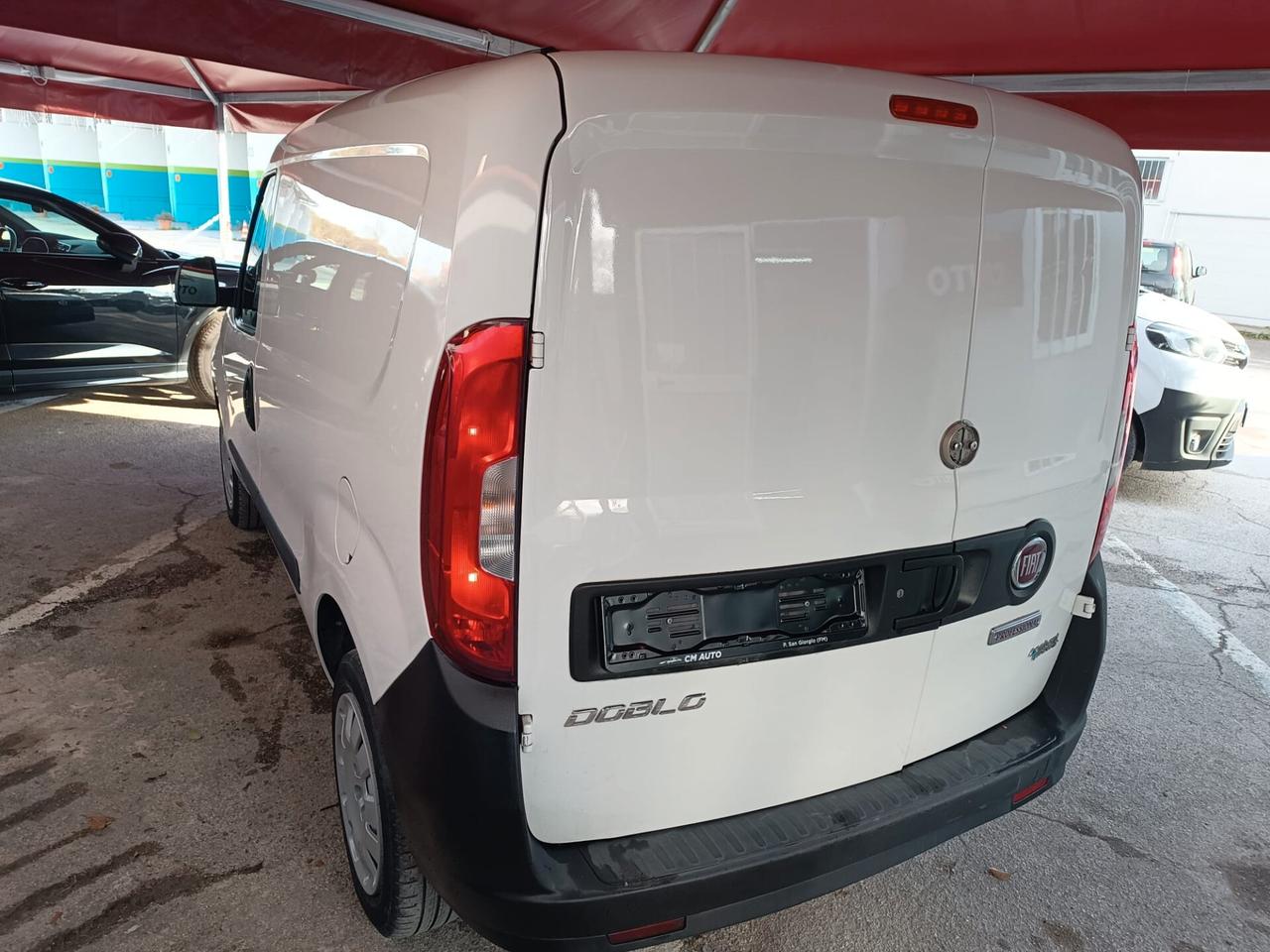 FIAT DOBLO 1.4 METANO DI SERIE