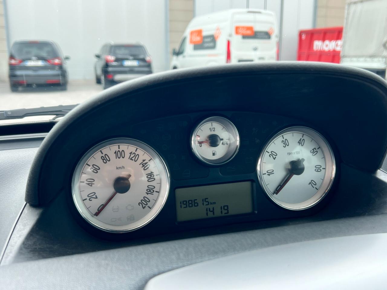 Lancia Ypsilon 1.2 Argento