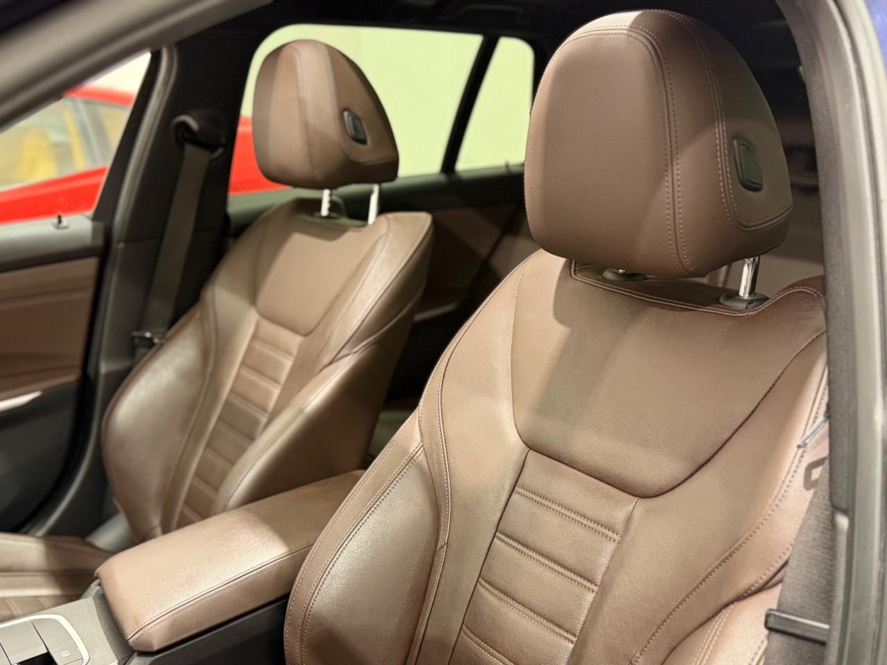 Bmw 330e xDrive Touring FULL, UNIPRO