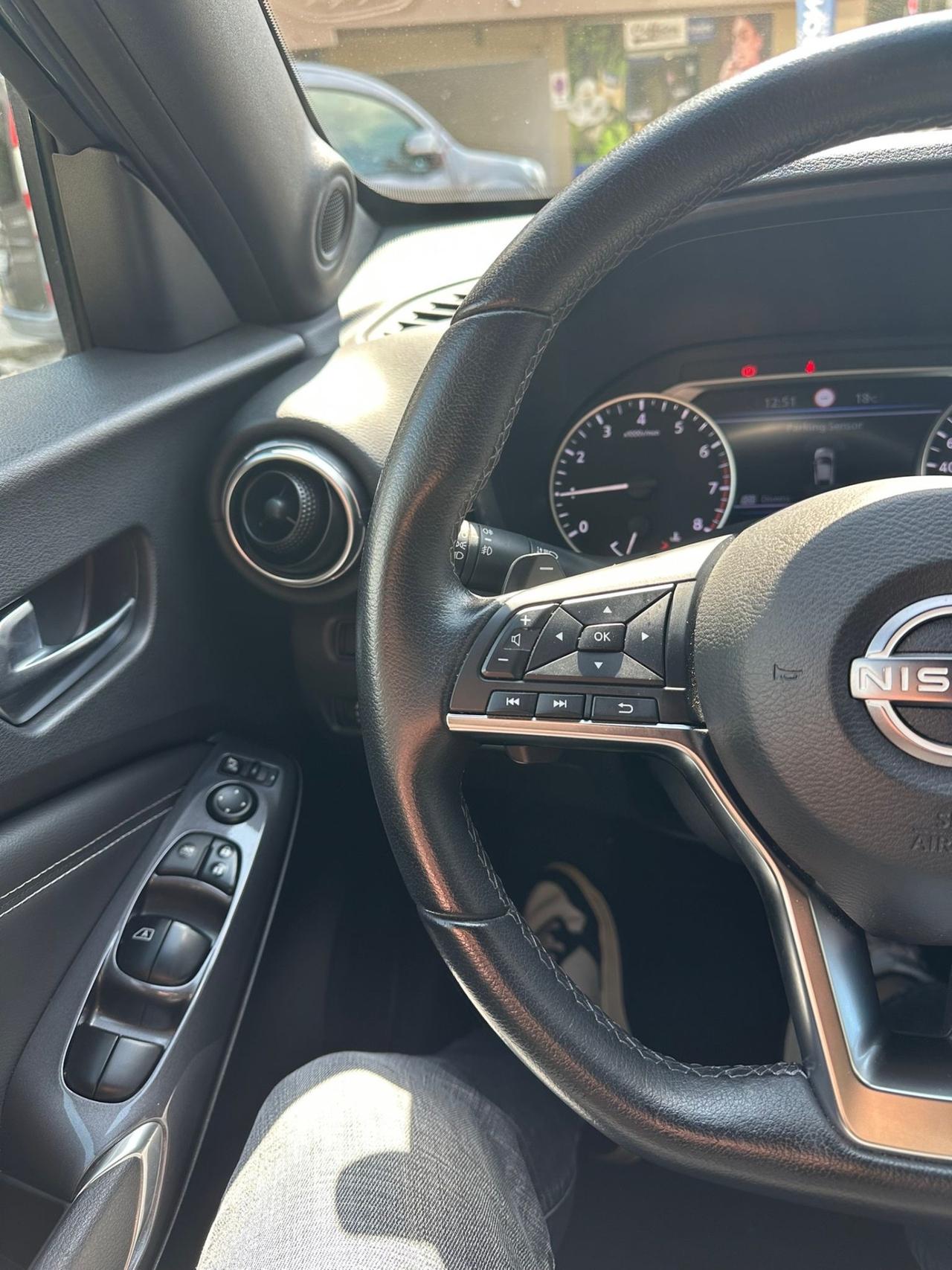 Nissan Juke 1.0 DIG-T 114 CV DCT N-Connecta