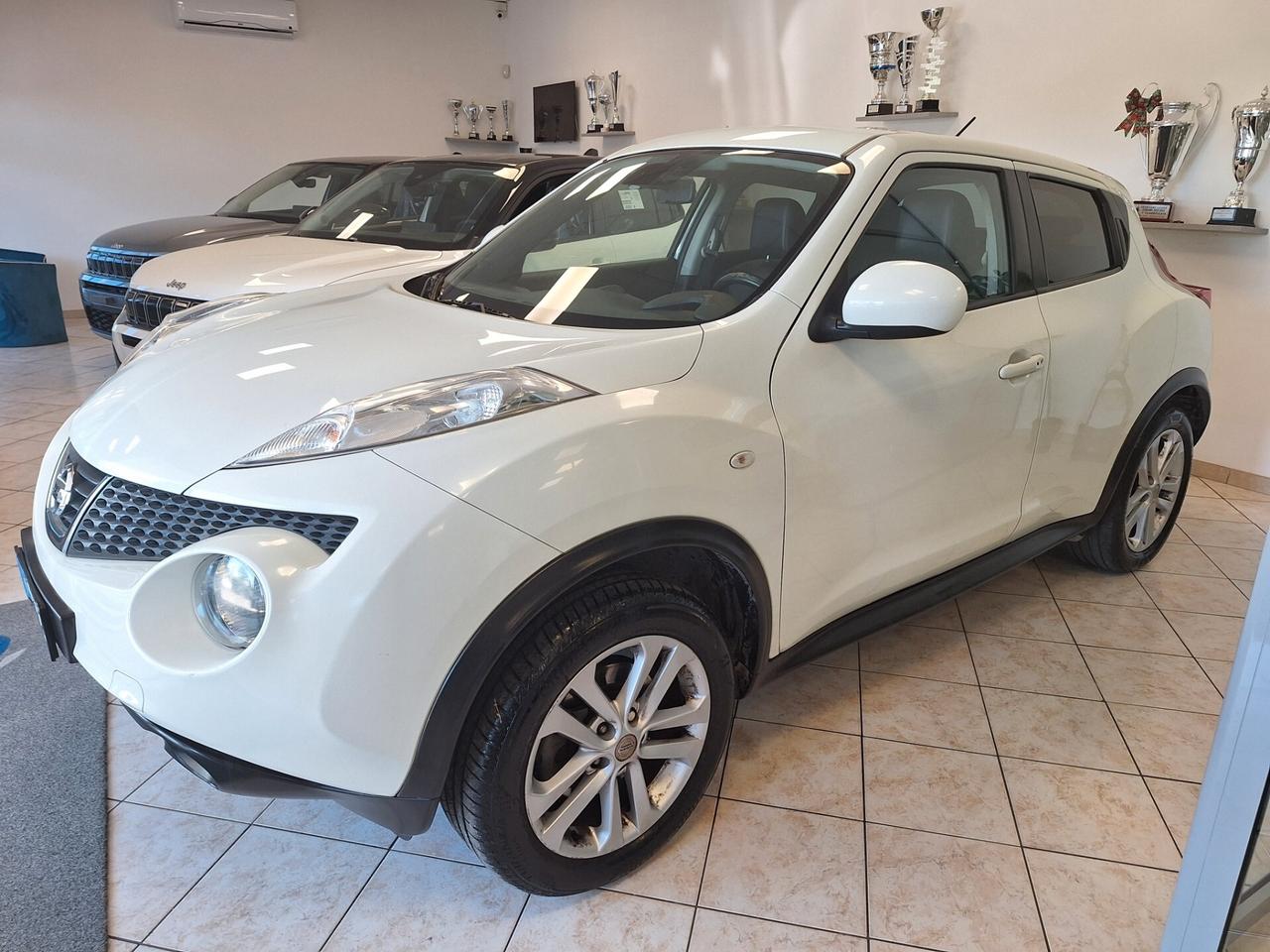 Nissan Juke 1.6 DIG-T 190 MCVT 4WD Tekna