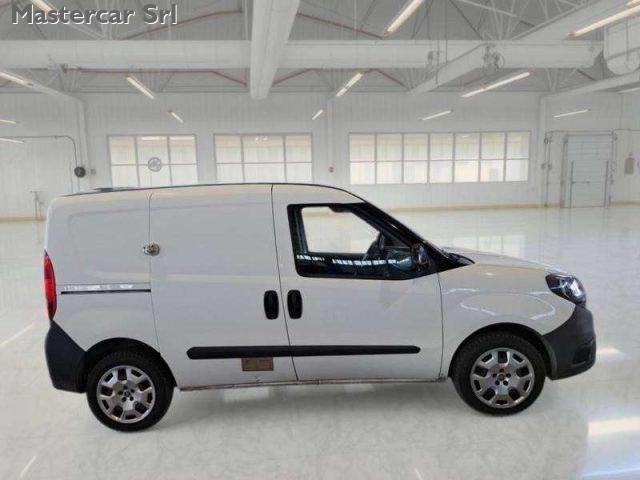 FIAT Doblo 1.4 T-JET 120cv NATURAL POWER SX E6 - FT294KR