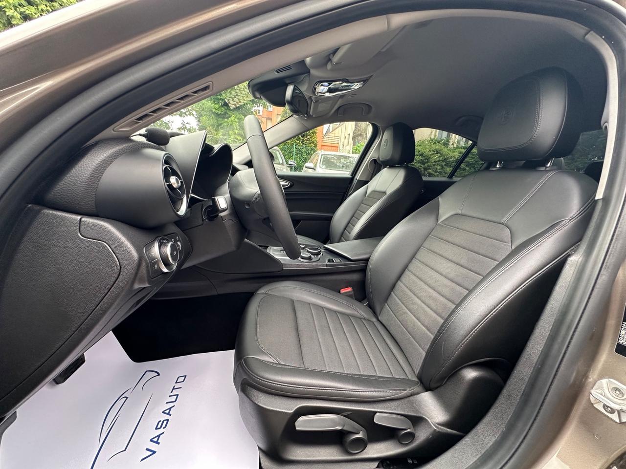 Alfa Romeo Giulia 2.2 Turbodiesel 160 CV AT8 Super