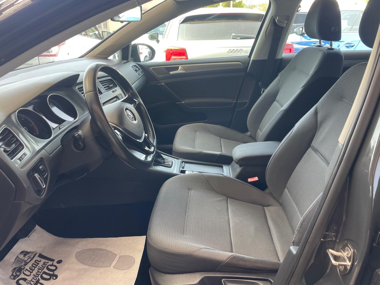 Volkswagen Golf 2.0 TDI DSG 5p. Highline BlueMotion Technology