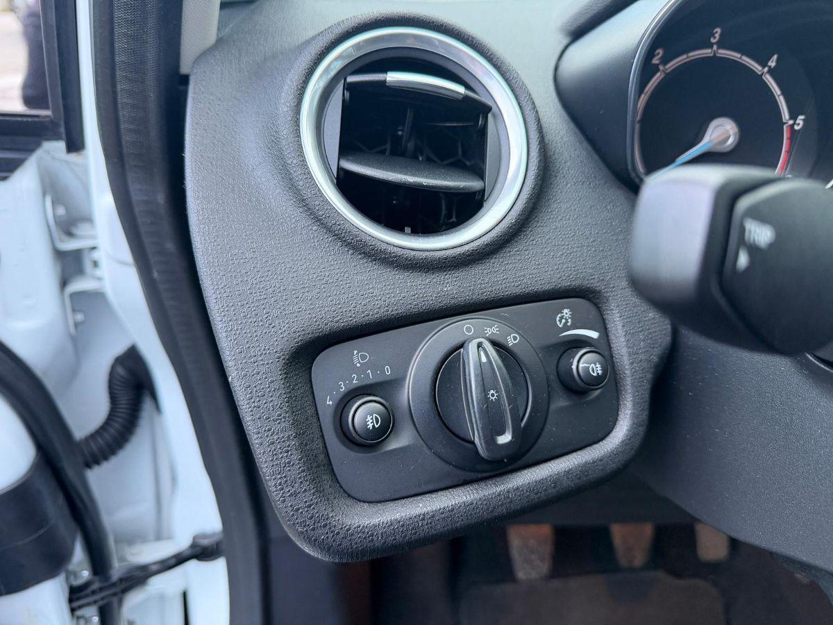 FORD - Fiesta - 1.5 TDCi 75 CV 5p. Titanium