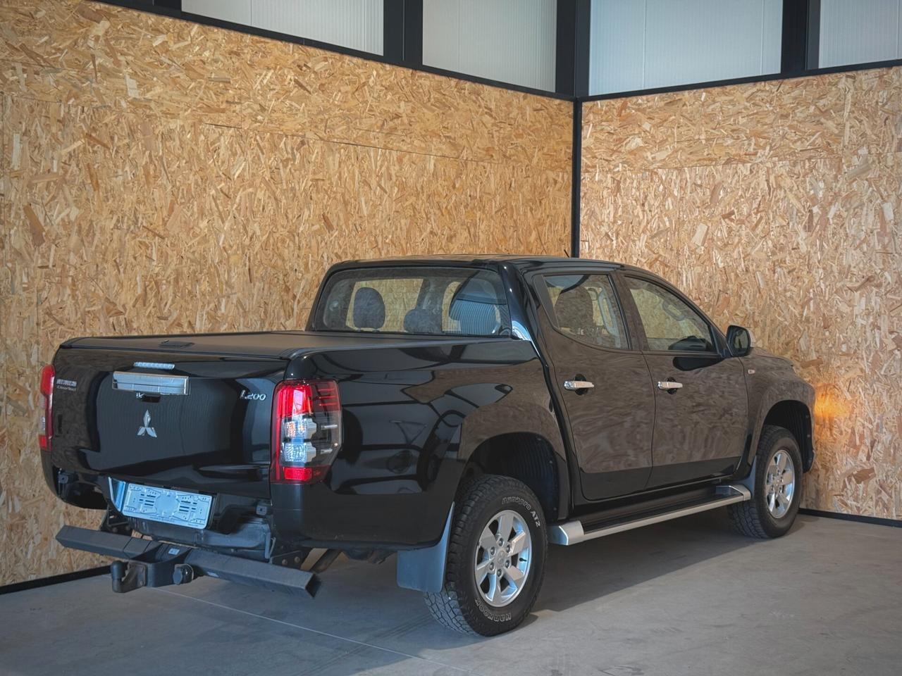 Mitsubishi L200 2.3D 150CV - Doppia cabina 4x4 - MANUALE