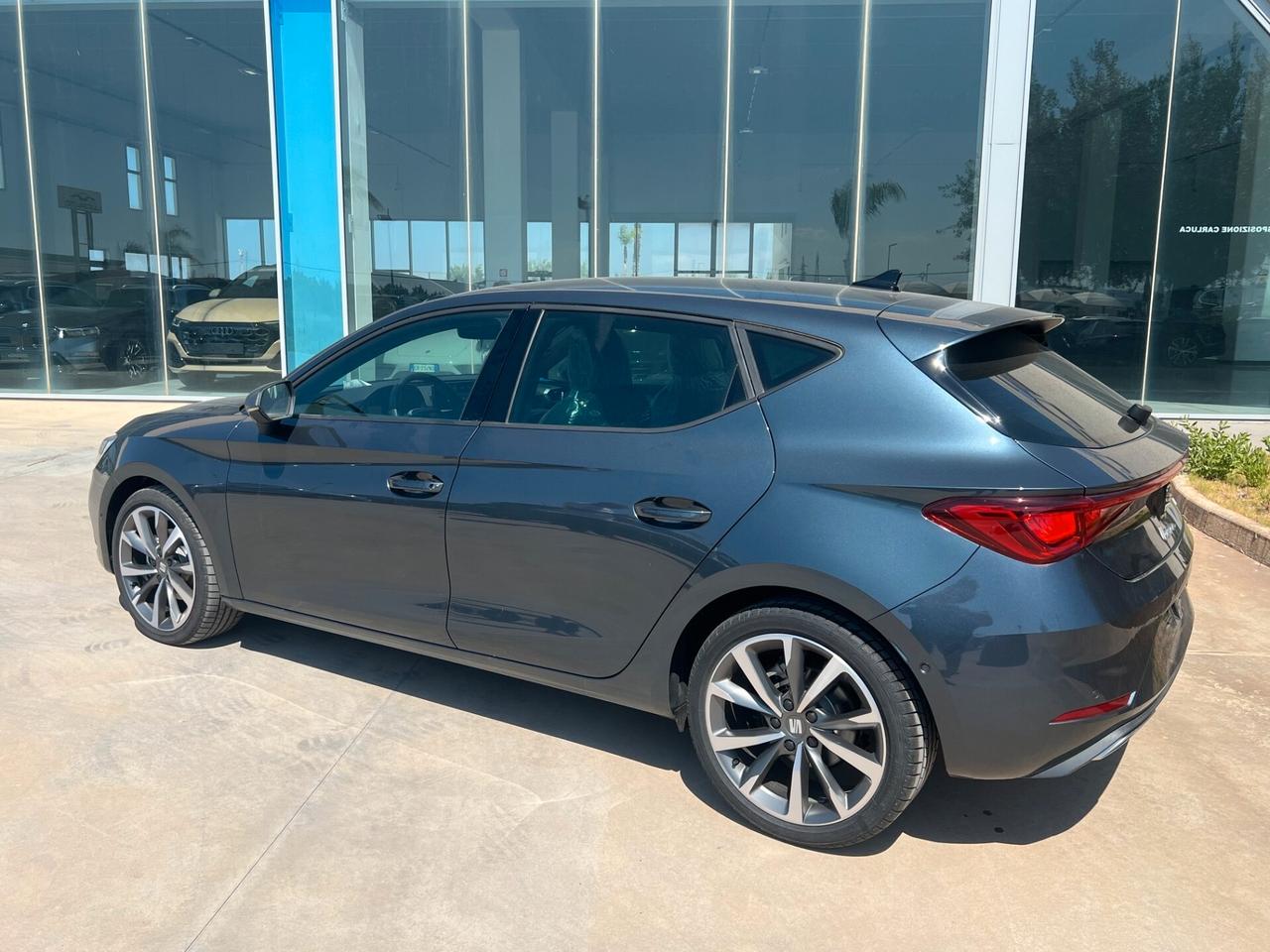 SEAT Leon FR 2.0 tdi DSG offerta T-Stock prezzo imperdibile